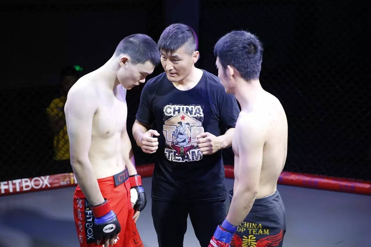 李井亮赛场闪耀，最新比赛精彩瞬间回顾