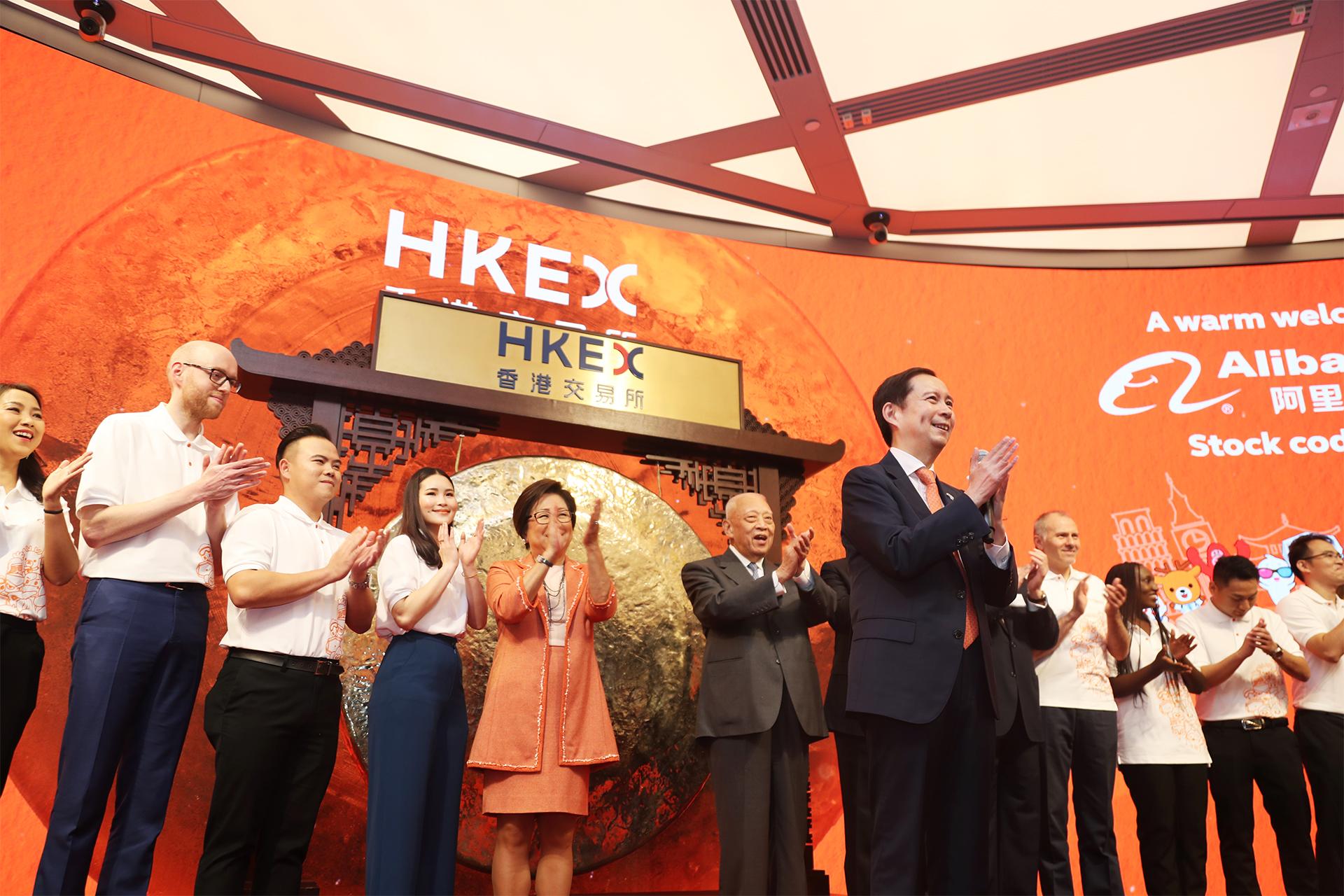 最新上市新股揭秘，小巷深处的独特小店等你来探索！