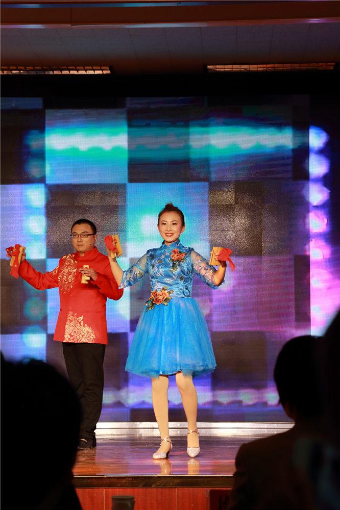 揭秘医院演讲比赛主持之道，流程详解与全场驾驭技巧！🎤